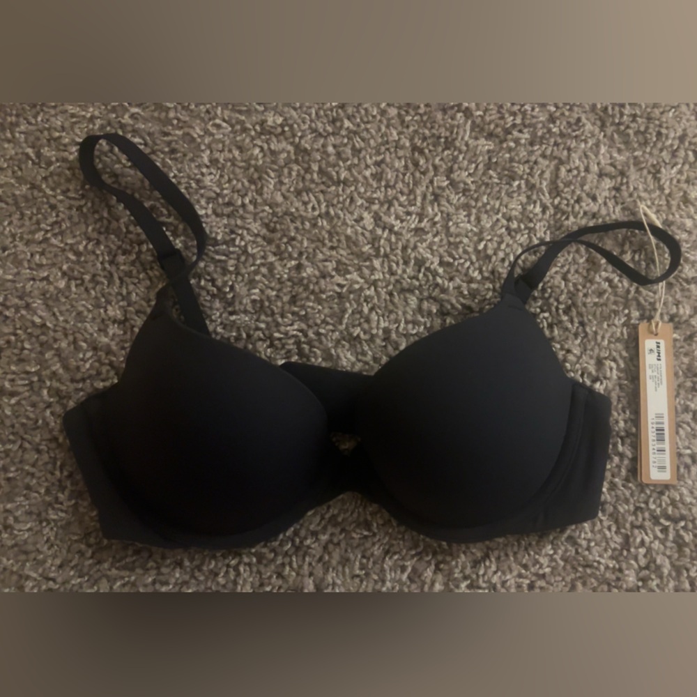 Skims bra
